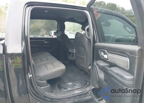 2019 Ram 1500 Big Horn/Lone Star 4X4 5'7 Box z USA, uszkodzony, nr VIN 1C6SRFFT1KN637320